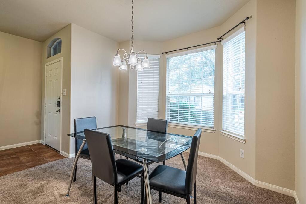 New Beautiful 4/Br Vacation Home Katy Buitenkant foto